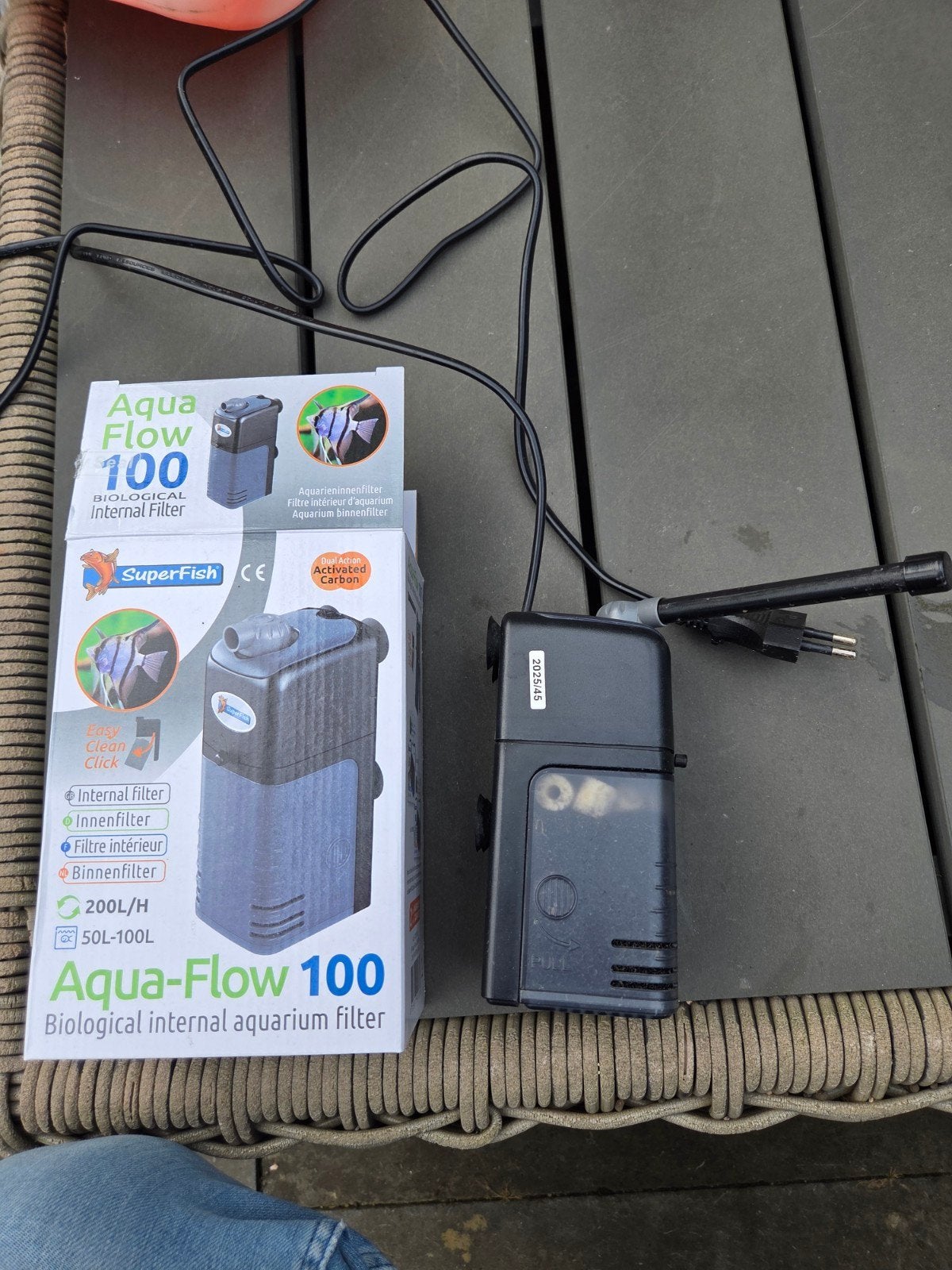 Superfish Aqua-Flow 100 aquarium filter, Ophalen of Verzenden, Zo goed als nieuw, Superfish, Inclusief toebehoren