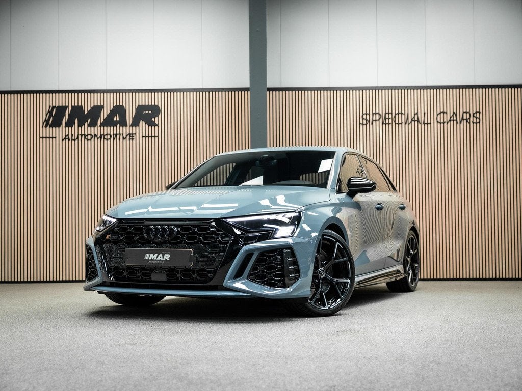Audi RS3 Sportback 2.5 TFSI quattro | Akrapovič | Eventuri, Auto's, Audi, Automaat, Gebruikt, RS3, Bedrijf
