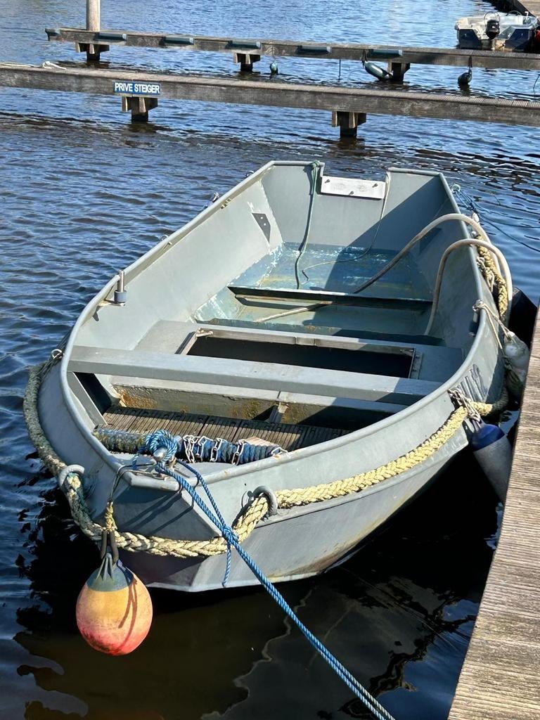 Blomvlet stalen schouw sloep 6 meter met buitenboordmotor, Watersport en Boten, Sloepen, Ophalen, Gebruikt, Staal, Kabelaring