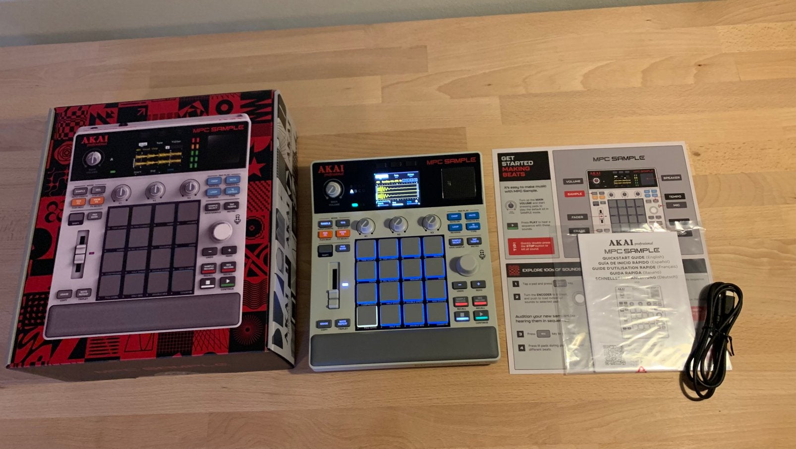 AKAI Professional MPC Sample incl. 64 GB SD card, Muziek en Instrumenten, Ophalen of Verzenden, Zo goed als nieuw