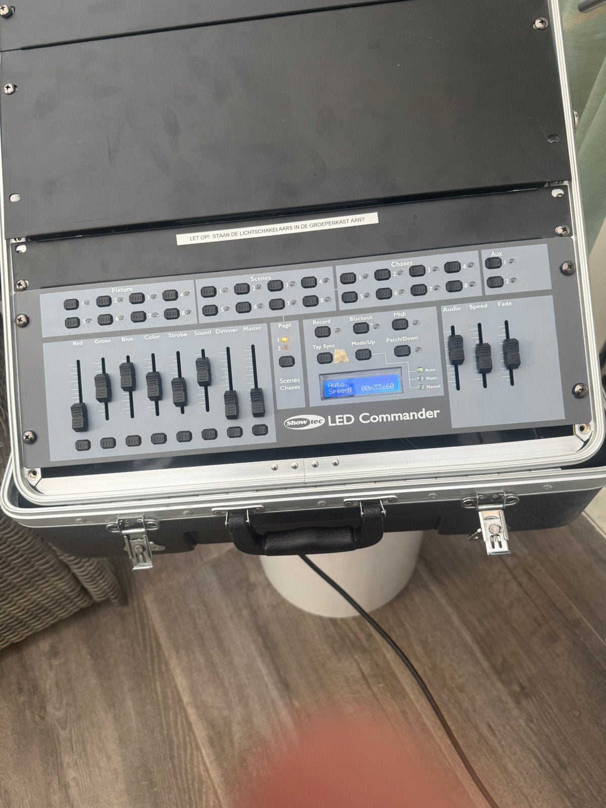Show tec, Ophalen, Zo goed als nieuw