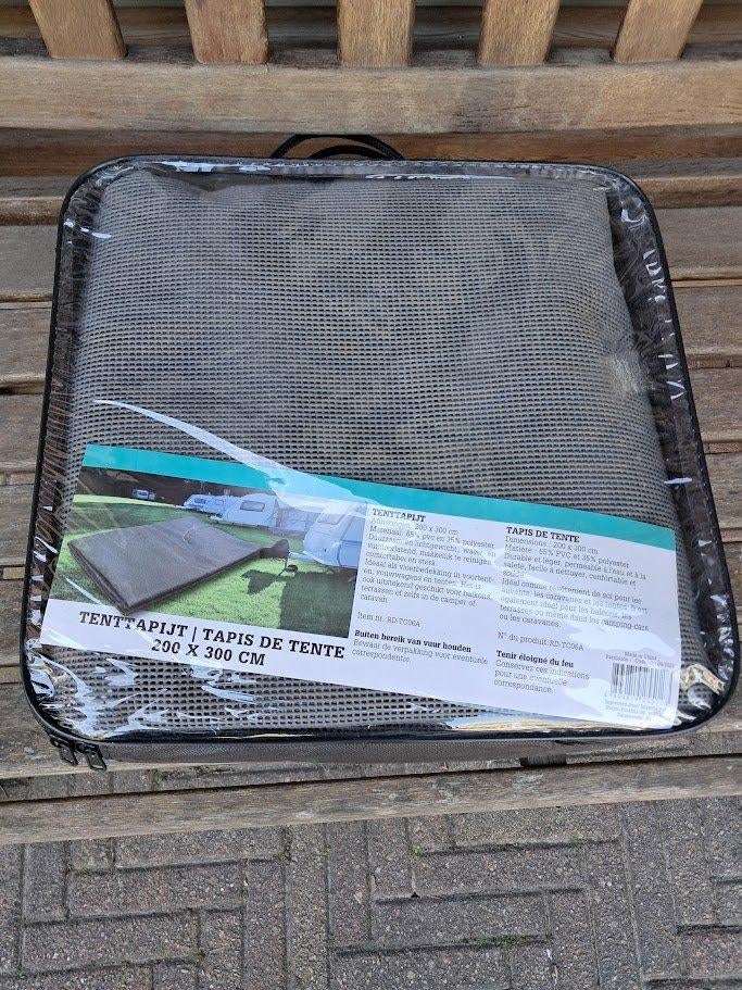 Nieuw lichtgewicht tenttapijt 200x300 in handige opbergtas, Caravans en Kamperen, Caravan accessoires, Ophalen of Verzenden, Nieuw