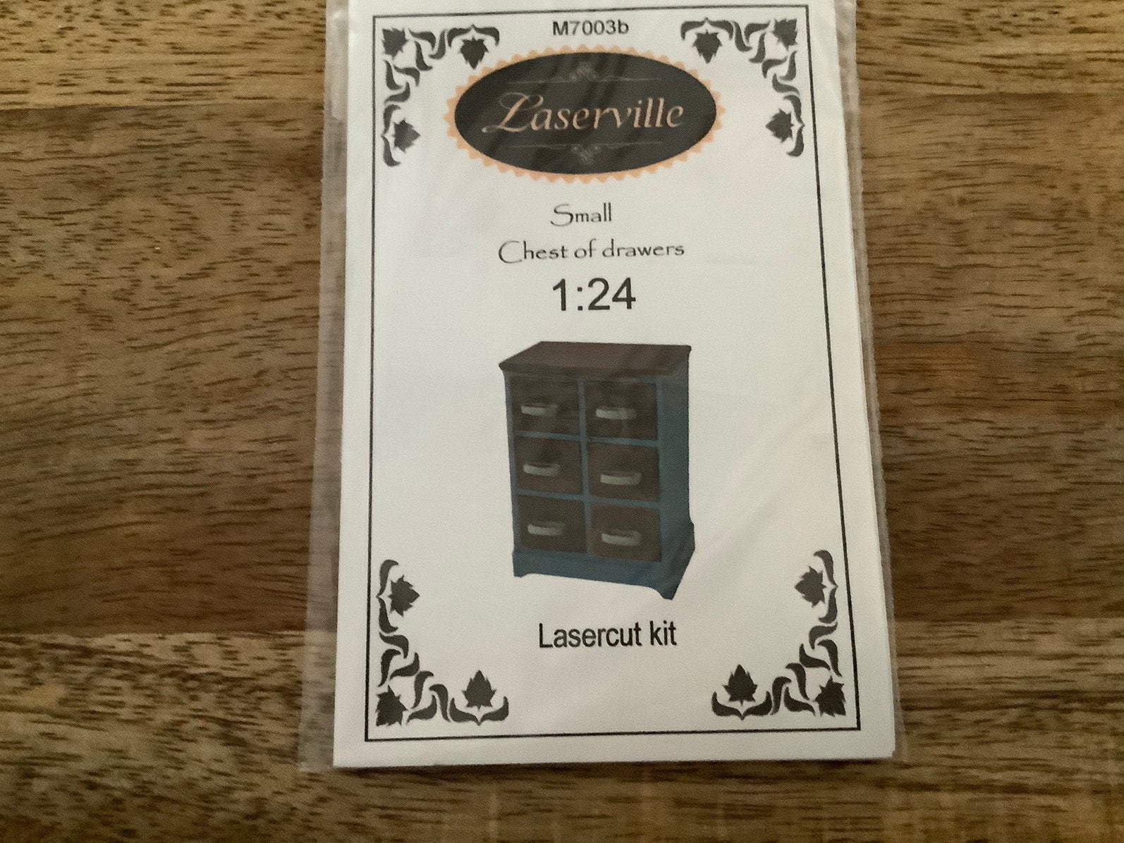 Kleine ladekast 1:24, Verzamelen, Poppenhuizen en Toebehoren, Ophalen of Verzenden, Nieuw, Poppenhuis