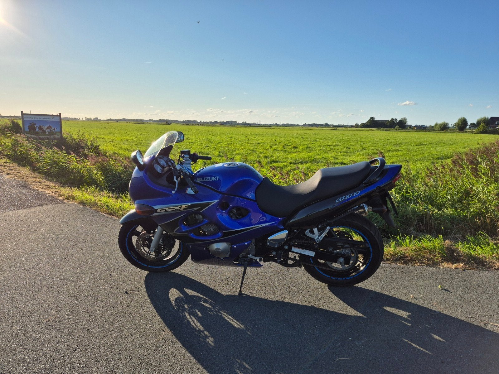 MOET WEG! Suzuki GSXF 600 - Goed onderhouden en fijne motor!, 4 cilinders, Gebruikt, Meer dan 35 kW, Handgeschakeld
