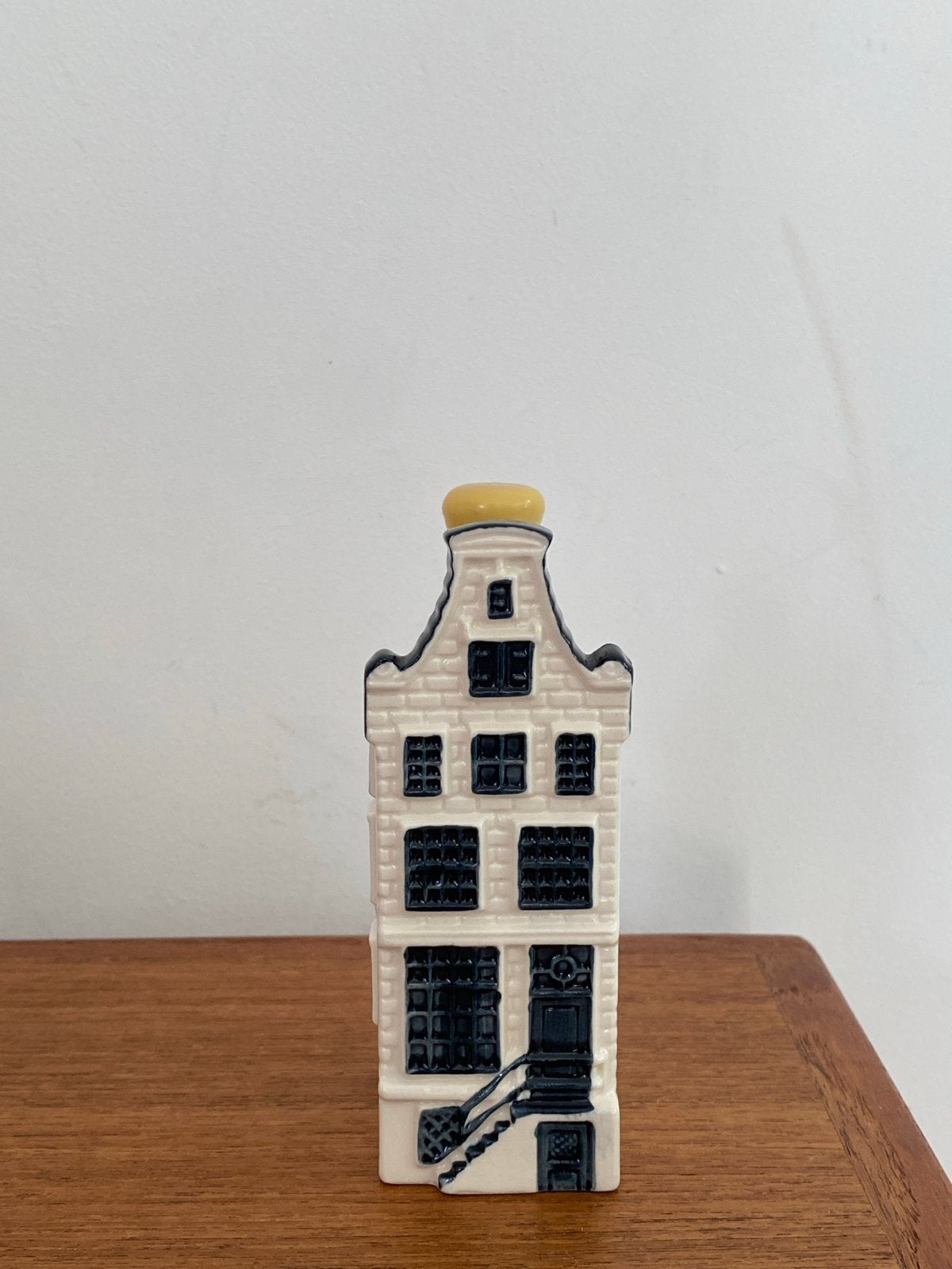 KLM Bols Delfts Blauw Huisje nummer 78, Verzamelen, KLM Huisjes, Verzenden, Gebruikt, 61 t/m 80, Gevuld