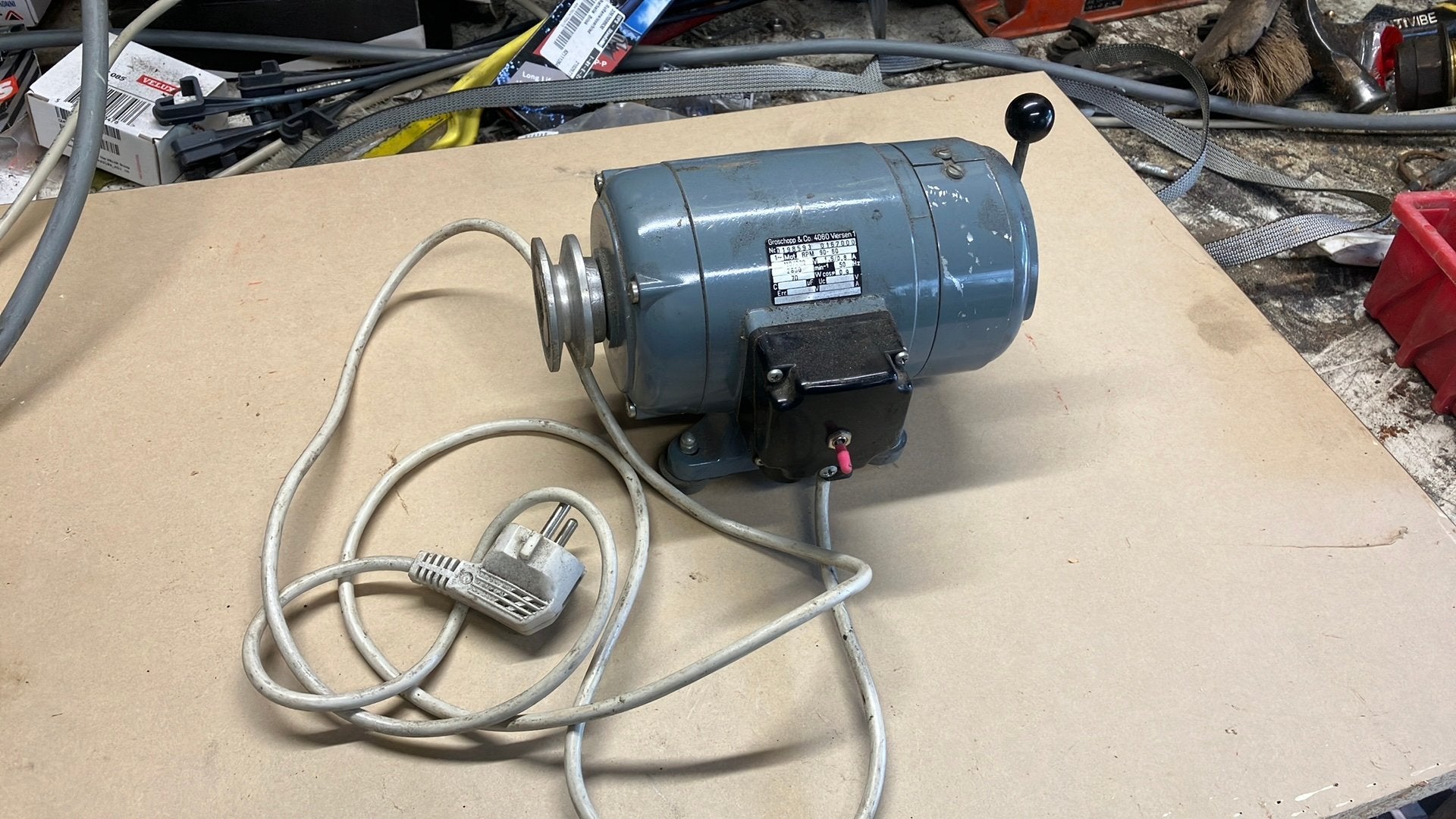 Regelbare electro motor 70 watt, Ophalen of Verzenden, Zo goed als nieuw, Minder dan 700 watt, Overige typen