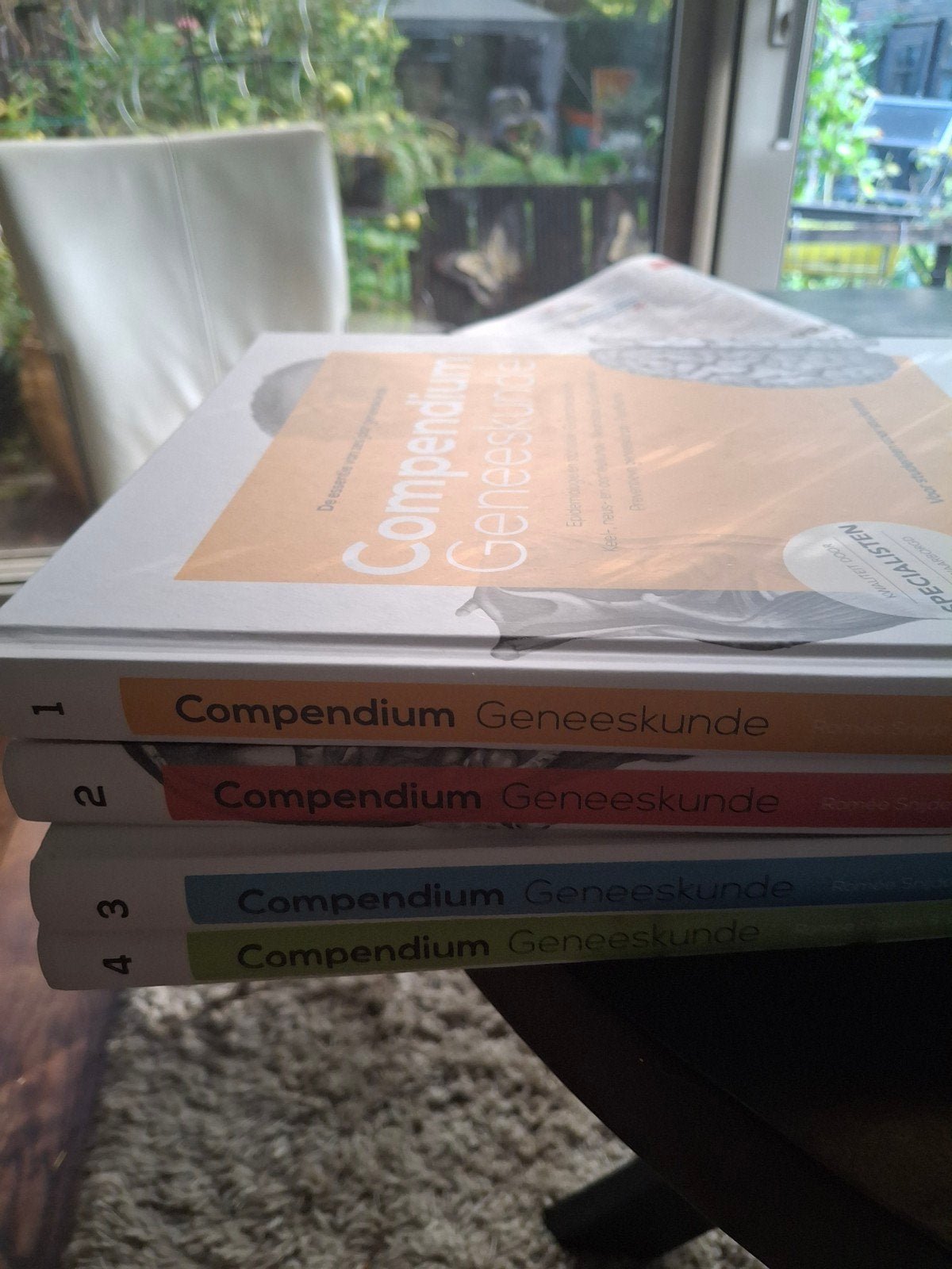 Compendium Geneeskunde - Deel 1, 2, 3 en 4, Diverse auteurs, Ophalen of Verzenden, Beta, WO
