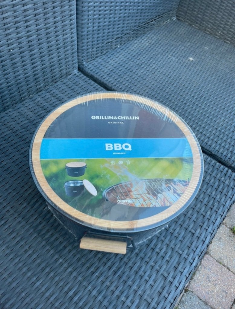 Gusta tafel barbecue, Tuin en Terras, Ophalen, Nieuw, Gusta Grillin&Chillin, Met accessoires