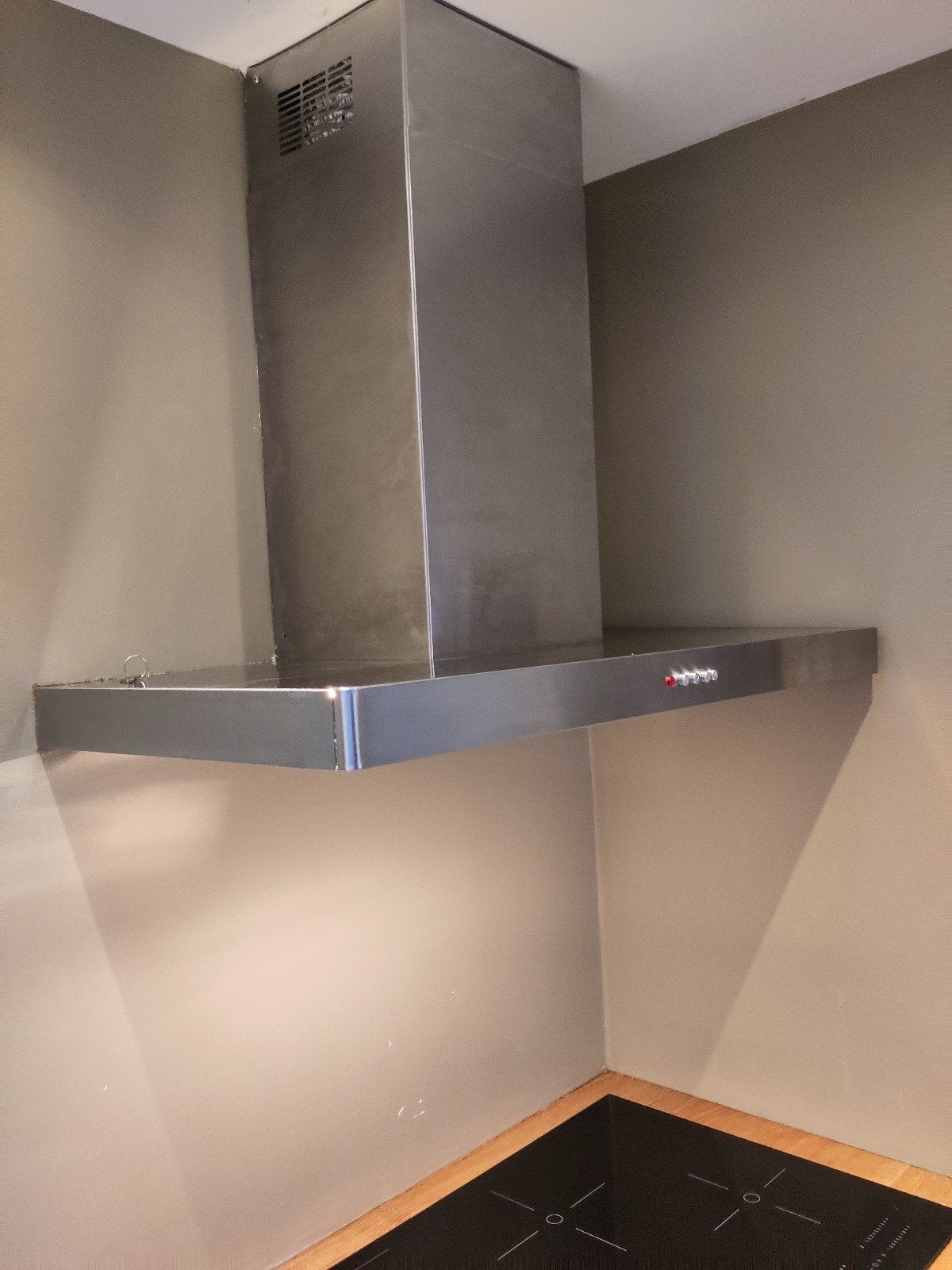 Smeg KSE90X3 Afzuigkap - Goed onderhouden, nette staat, Ophalen, Gebruikt, Wandschouwkap, 400 tot 600 m³ per uur