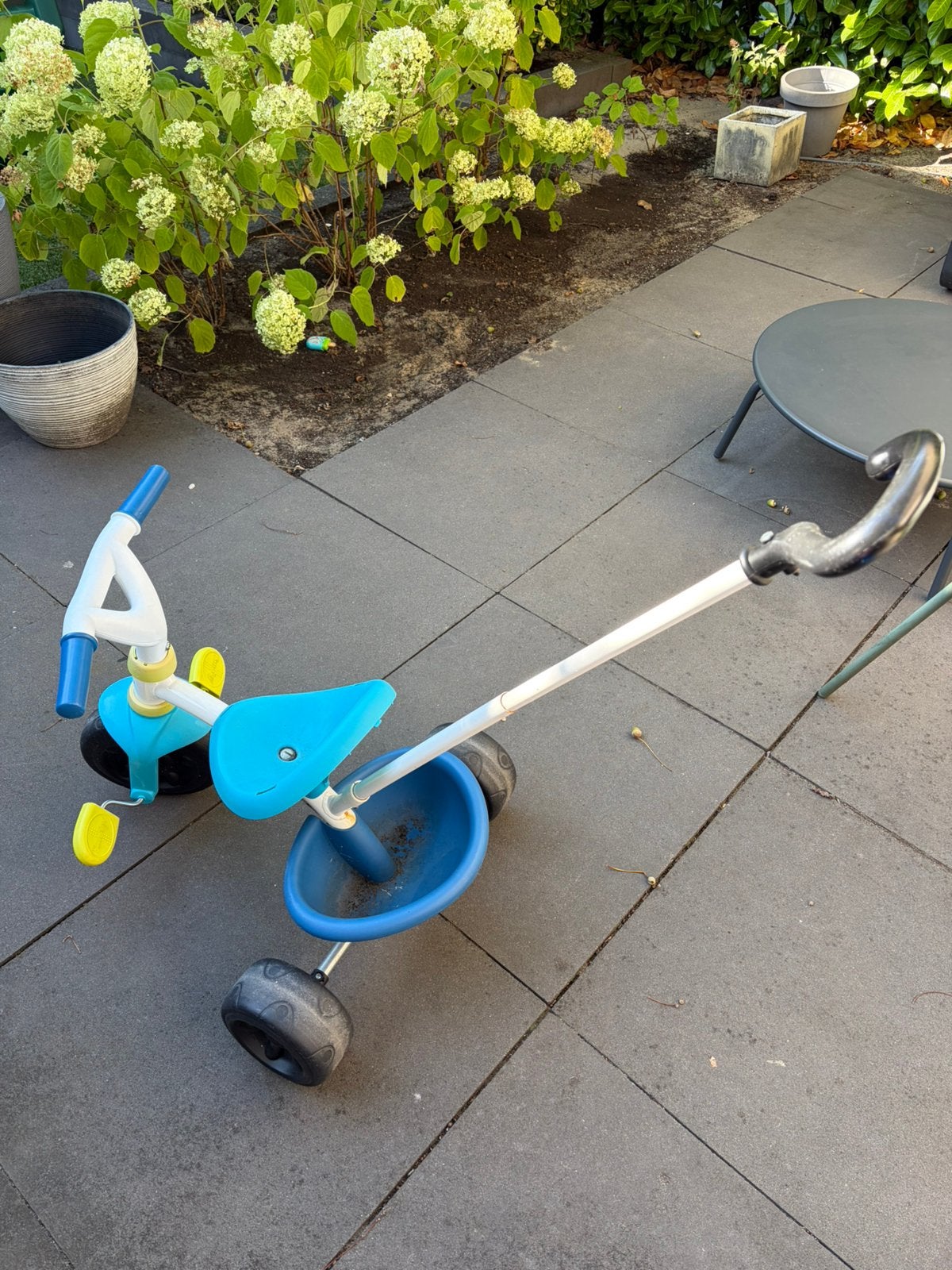 Smoby driewieler met duwstang, Ophalen, Gebruikt, Terugtraprem, Duwstang