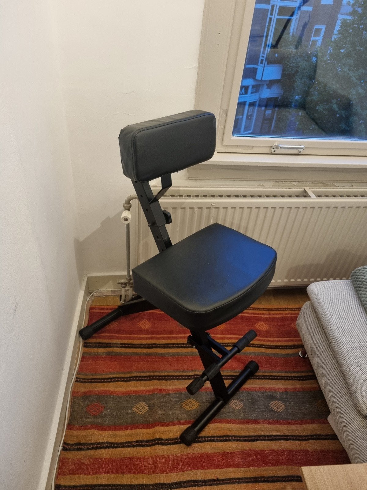 Innox gitaarstoel/gitaarkruk SA01, Ophalen, Zo goed als nieuw