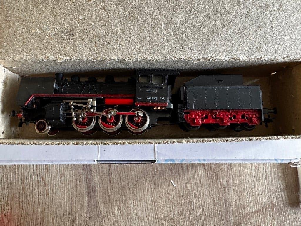 Gützold/PIKO DDR BR 24 002 stoomlocomotief H0 – DR – analoog, Hobby en Vrije tijd, Modeltreinen | H0, Gebruikt, Analoog, Gelijkstroom