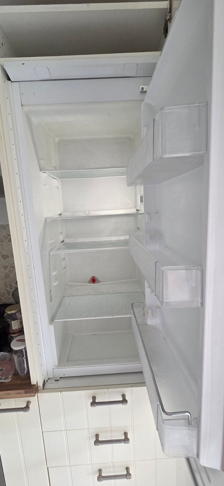 Inbouw koelkast - Goede staat, koelt uitstekend, Witgoed en Apparatuur, Koelkasten en IJskasten, Ophalen, 150 tot 200 liter, 120 tot 140 cm