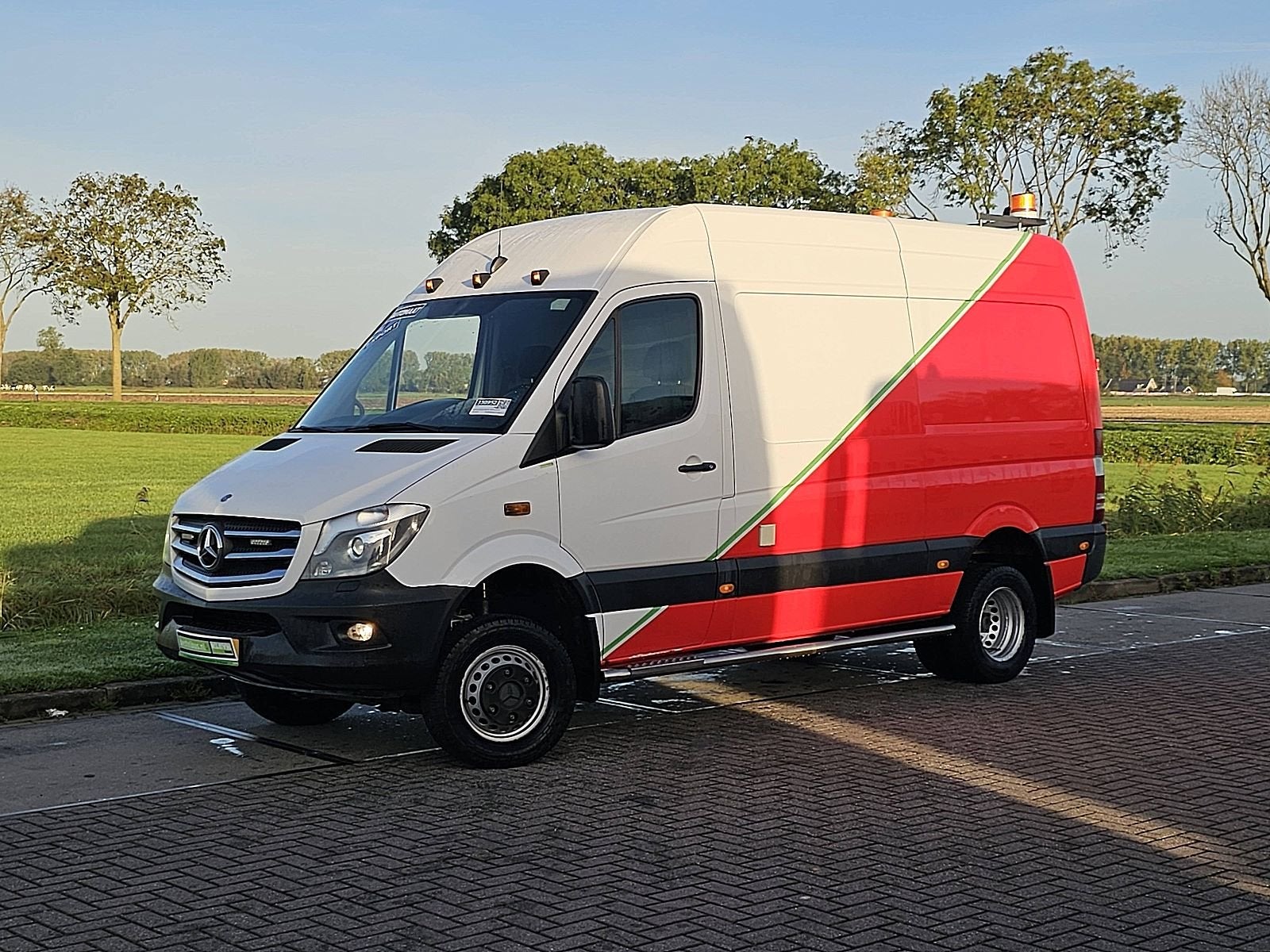 MERCEDES-BENZ SPRINTER 519 L2H2 V6 3.0 LTR ac automaat 4X4!, Auto's, Automaat, Gebruikt, Euro 6, Mercedes-Benz