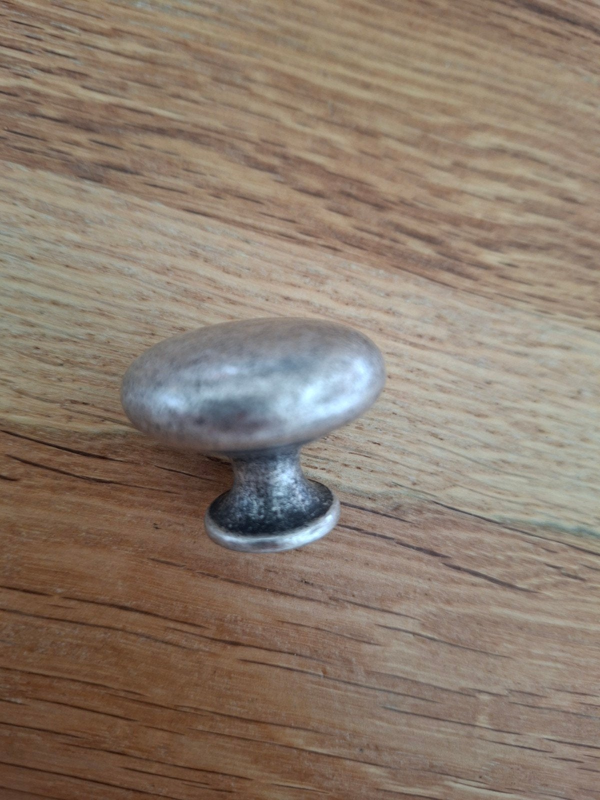 13 Antieke Zilverkleurige Meubelknoppen, Ophalen of Verzenden, Nieuw, IJzer, Klink of Kruk