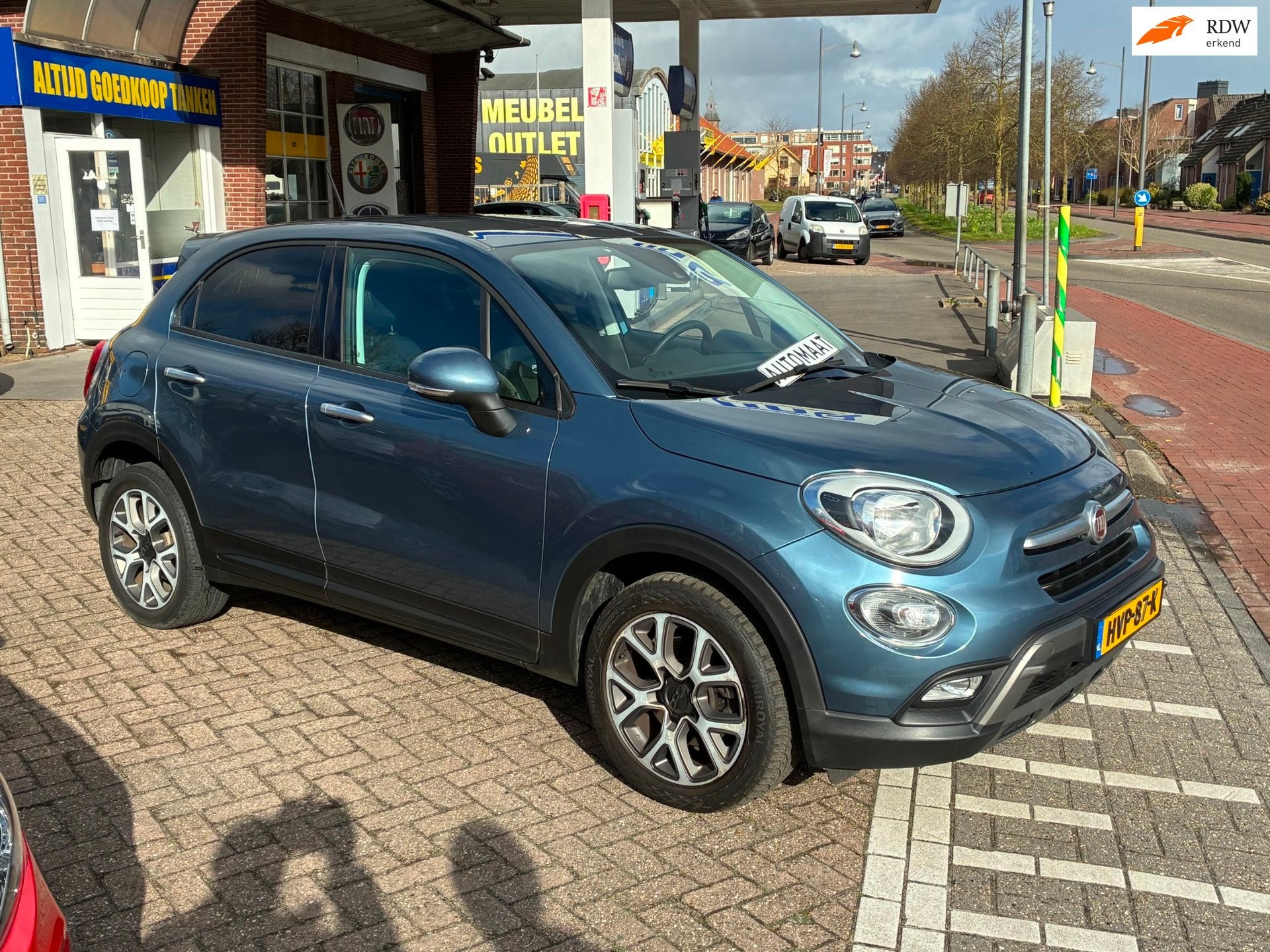Fiat 500 X 1.4 Turbo MultiAir Lounge /AUTOMAAT/LUXE AUTO, Auto's, Gebruikt, 4 cilinders, Blauw, 600 kg