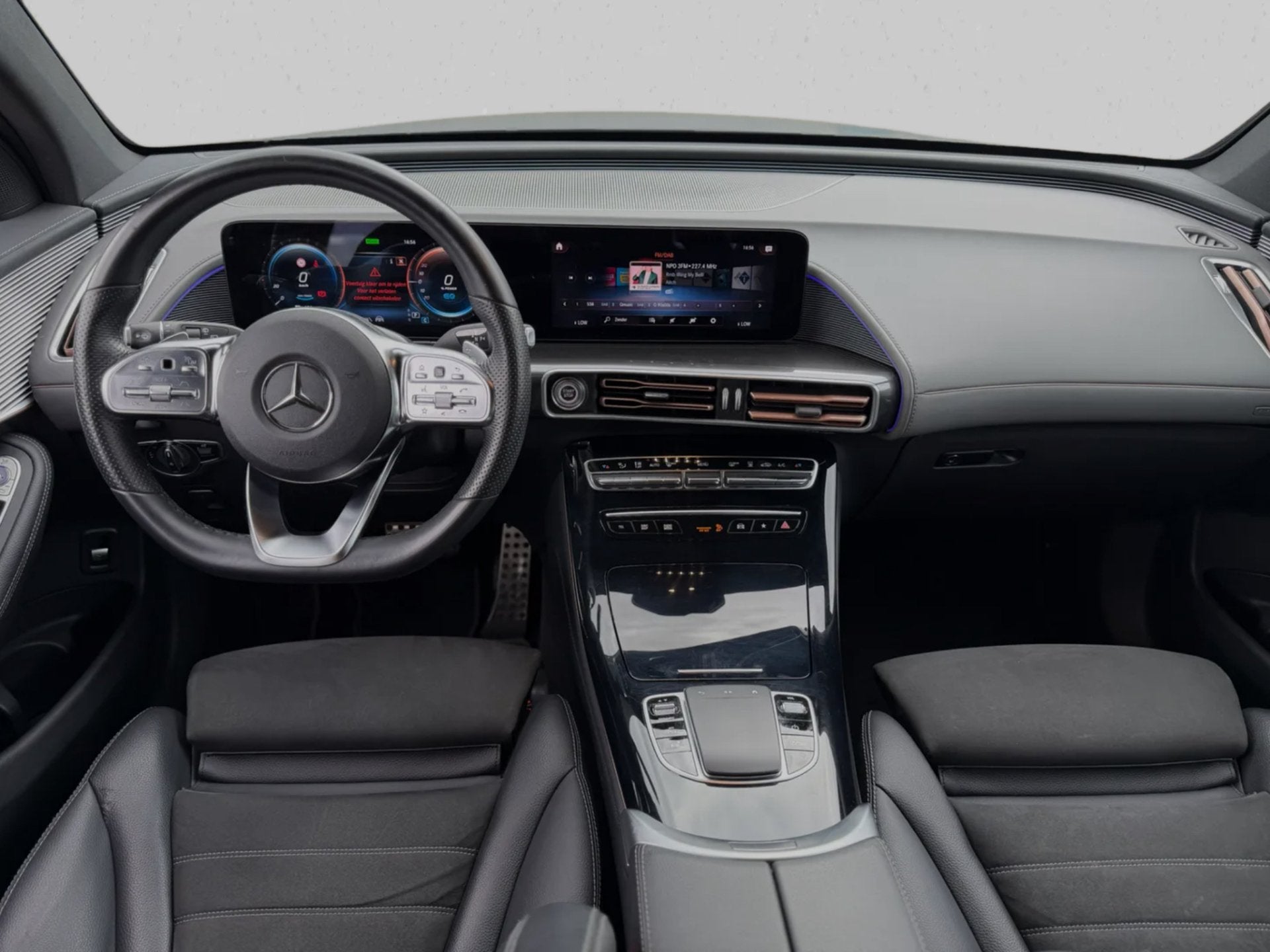 Mercedes-Benz EQC 400 4MATIC Business Solution AMG 80 kWh So, Dealer onderhouden, Zwart, 80 kWh, 1333 min
