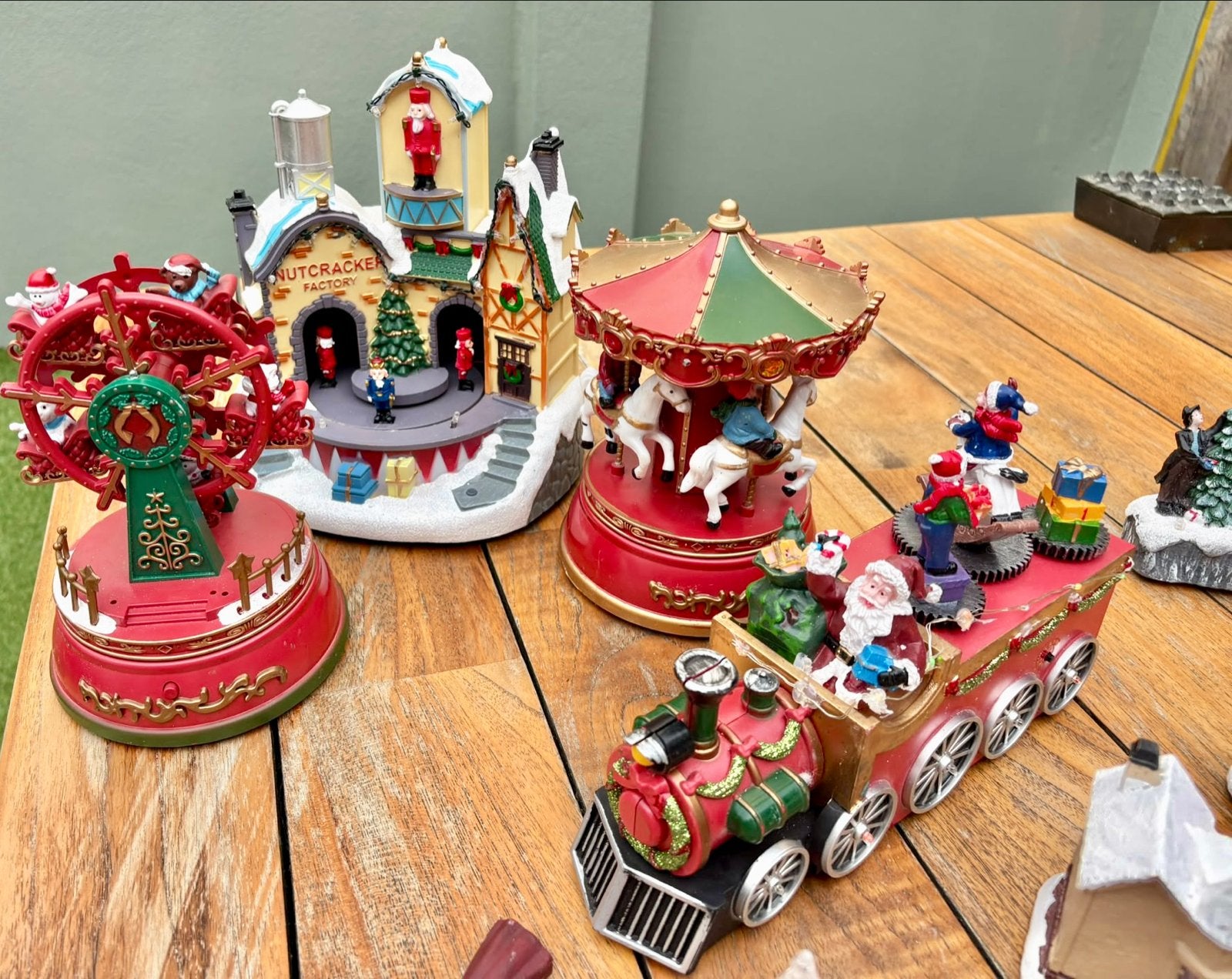 Sfeervolle kerstdorp / kerstdecor verzameling, Diversen, Ophalen, Zo goed als nieuw