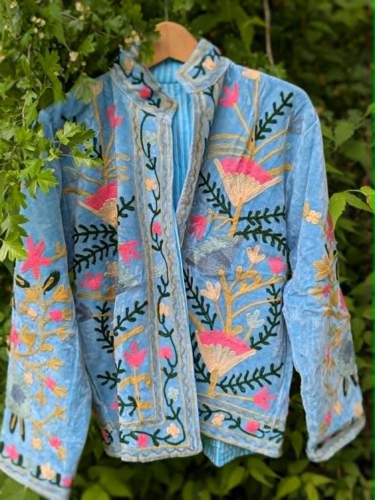 Suzani Fluwelen Zomerblauw Jasje L, Kleding | Dames, Meerkleurig, Maat 42/44 (L), Nieuw, Ophalen of Verzenden