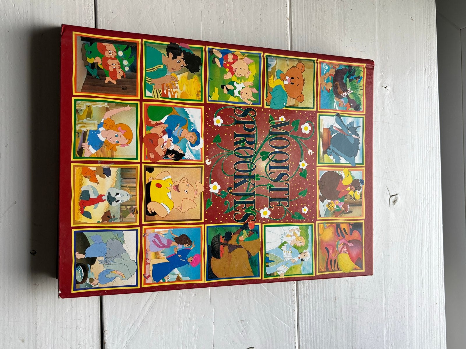Mooiste Sprookjes Boek - Klassieke Verhalen, Ophalen of Verzenden, Zo goed als nieuw