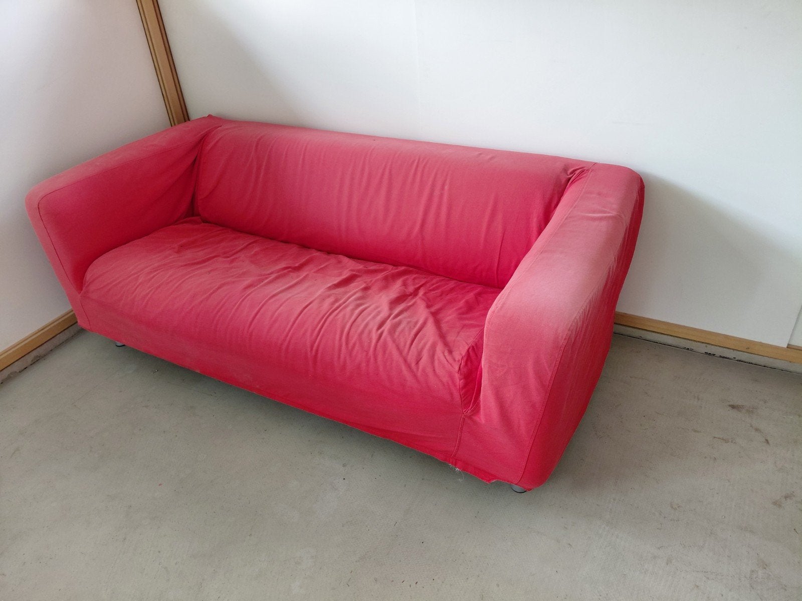 Comfortabele rode bank - 2-zits, IKEA, Ophalen, Gebruikt, 150 tot 200 cm, Tweepersoons