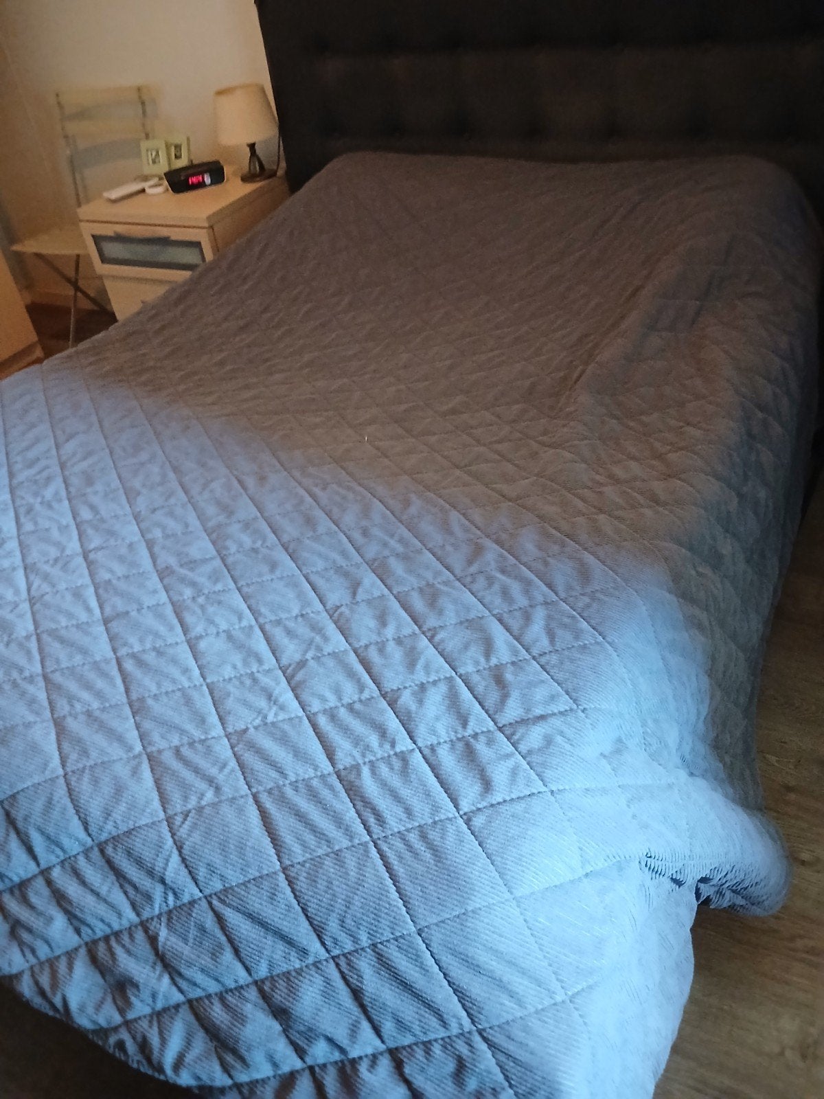 Tweepersoonsbed met gestoffeerd hoofdbord, Gebruikt, Tweepersoons, Ophalen of Verzenden, 200 cm