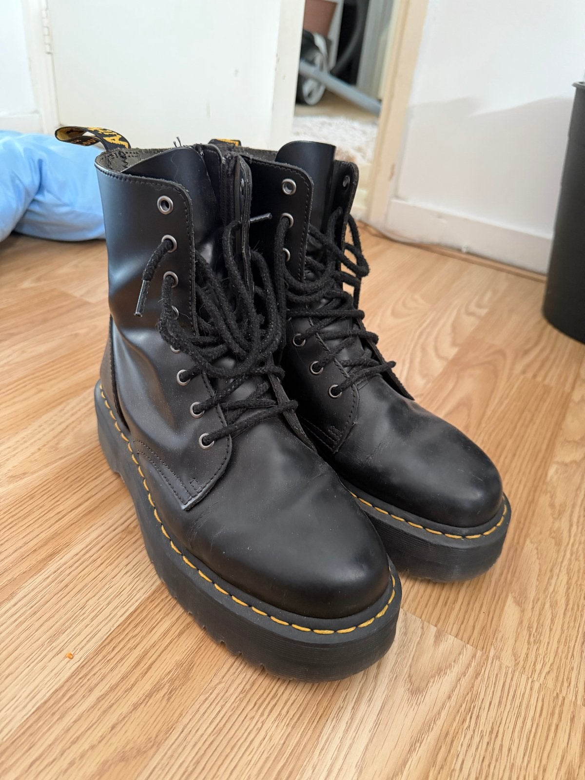 Dr. Martens Jadon Laarzen - Maat 43, Ophalen of Verzenden, Gedragen, Zwart, Lage of Enkellaarzen
