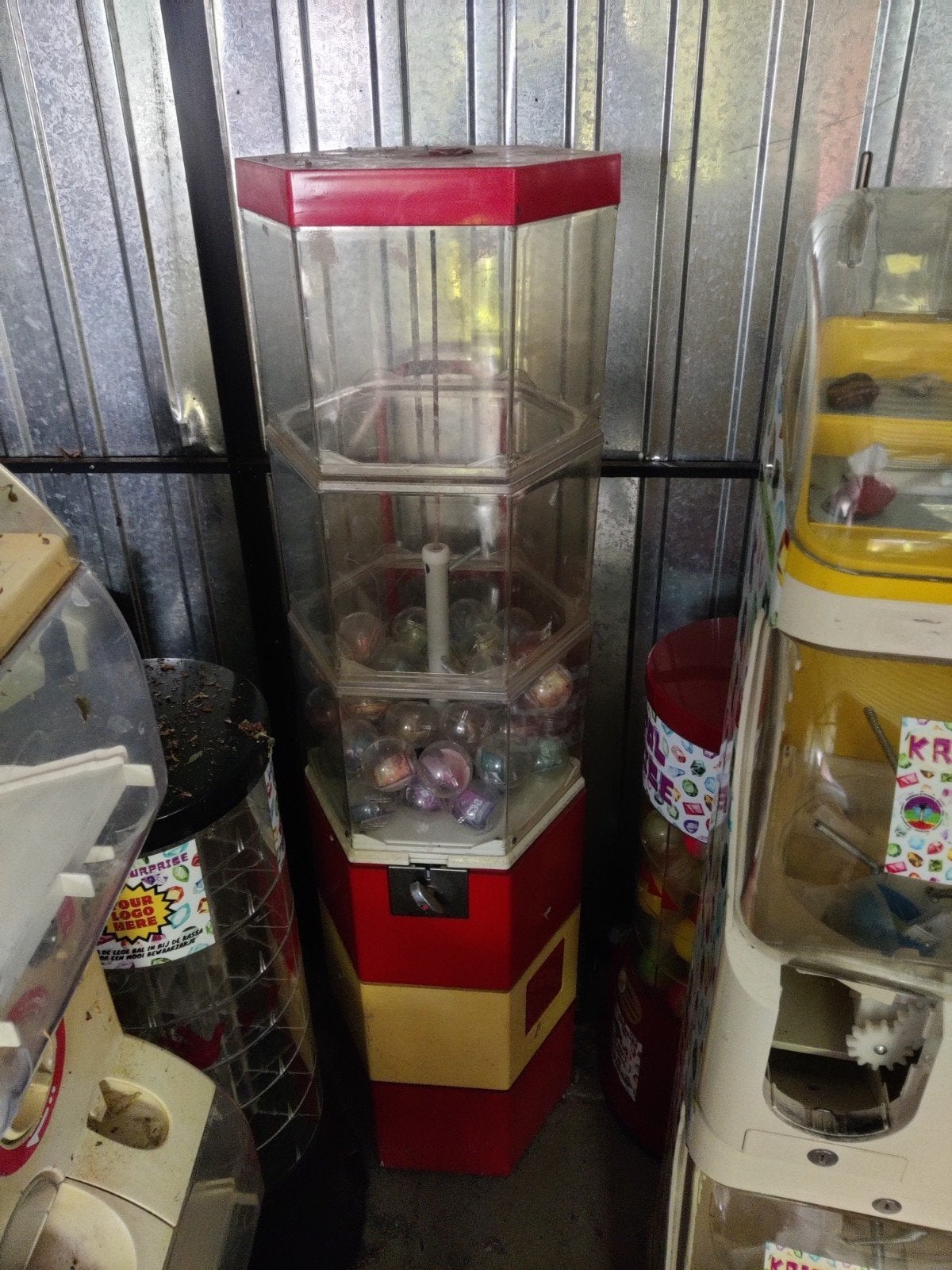 1 euro ballen automaat - capsule automaat - verrassing, Ophalen