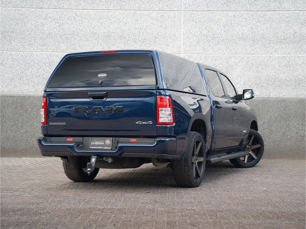 Dodge Ram 1500 Big Horn Night Edition 3.6L V6 4X4 |22" KMC W, Automaat, 2382 kg, Gebruikt, Euro 6