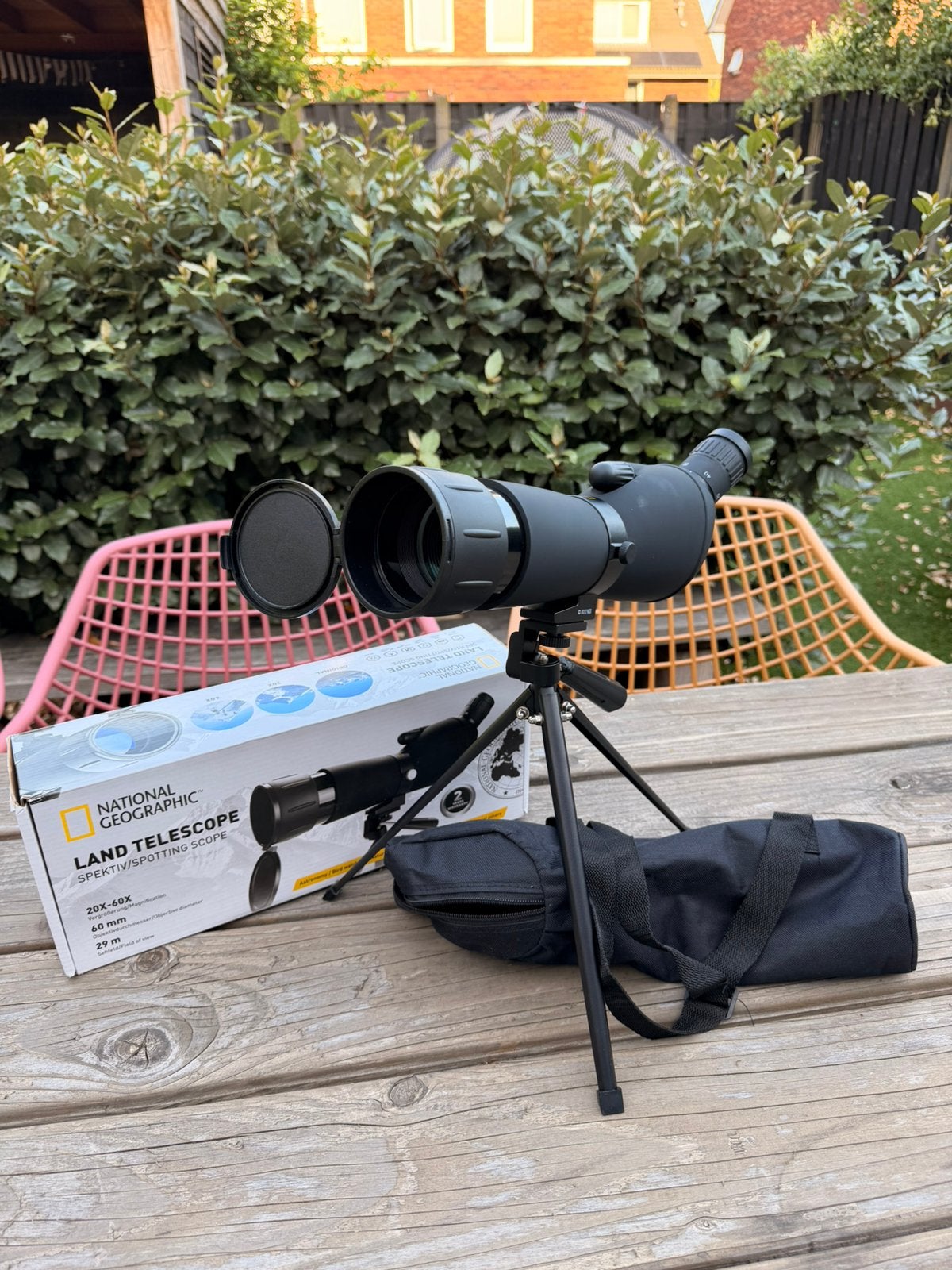 National Geographic Spotting Scope 20-60x, Audio, Tv en Foto, Optische apparatuur | Telescopen, Lenzentelescoop (refractor), Ophalen of Verzenden
