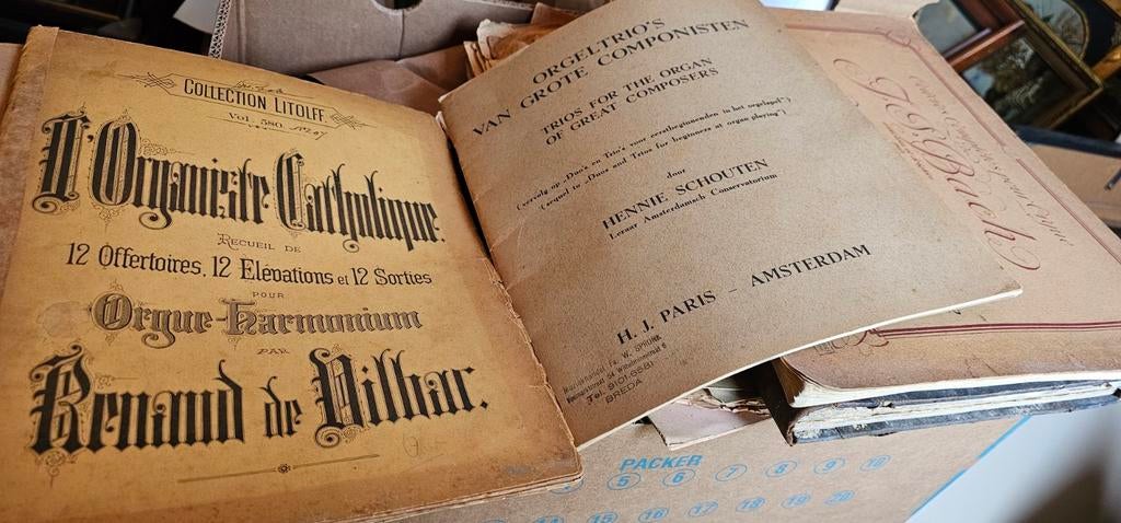 Piano muziekboeken, muziekboeken, partituren, orgelmuziek, Ophalen of Verzenden, Overige materialen, Minder dan 4 cm, Minder dan 5 m²