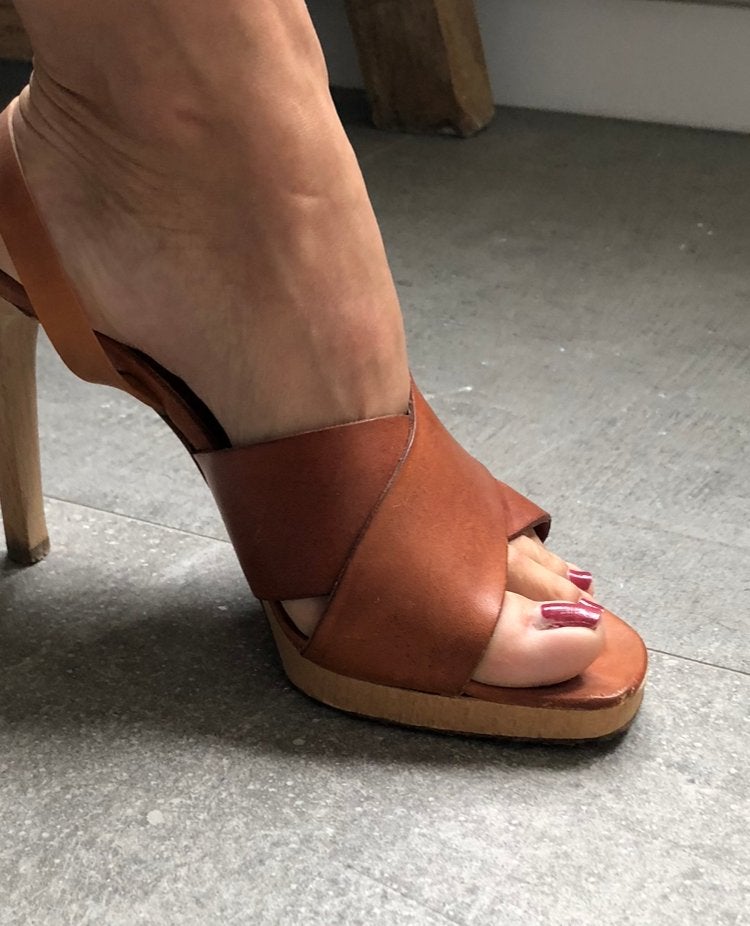 Stijlvolle bruine sandalen Helmut Lang mt 36 met hoge hakken, Ophalen of Verzenden, Zo goed als nieuw, Bruin, Schoenen met hoge hakken
