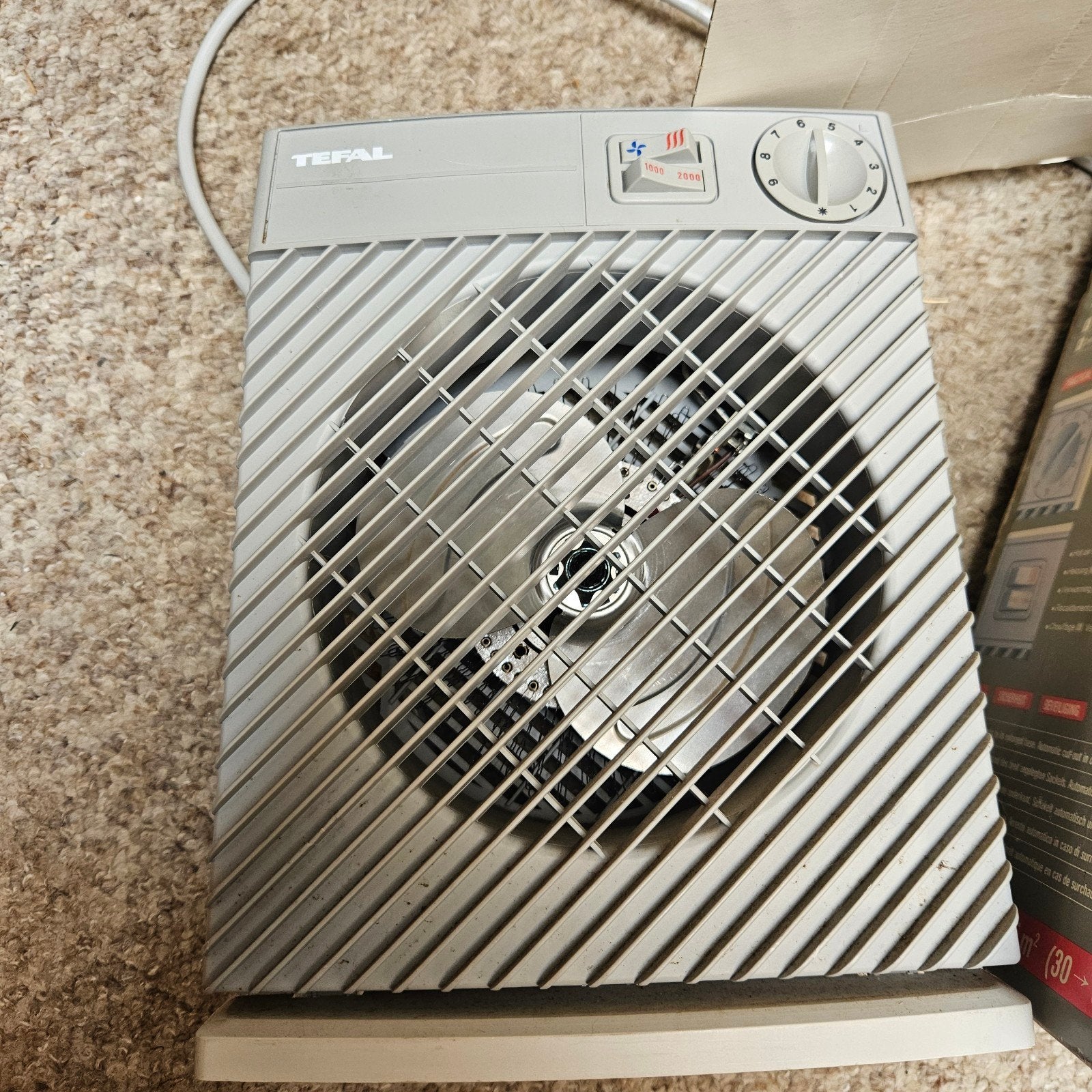 Tefal Fan Heater Heißlufter 1000/2000W, Ophalen, Gebruikt, Tafel- of Grondventilator, Minder dan 60 m³
