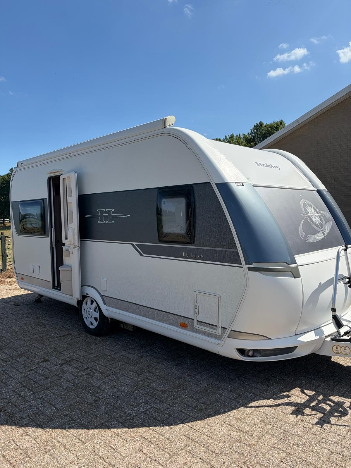 Hobby 495 UFe De Luxe caravan, Hobby, Frans bed, Particulier, 6 tot 7 meter