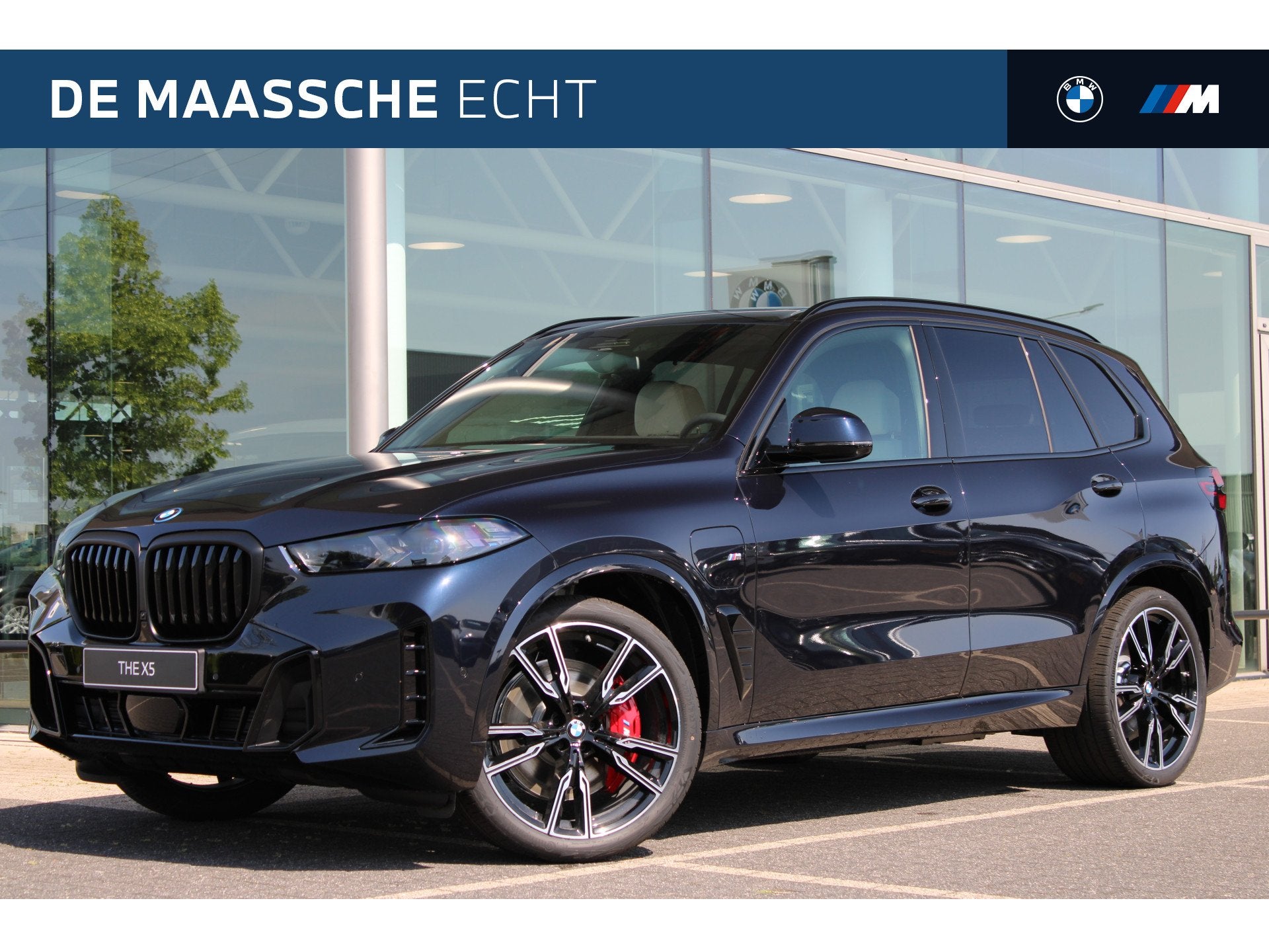 BMW X5 xDrive50e M Sport Automaat / Panoramadak / Massagefun, Auto's, Automaat, X5, 2395 kg, Zwart