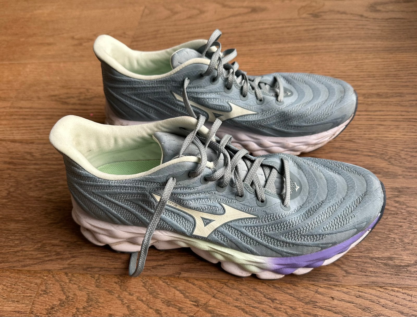 Hardloopschoenen dames maat 42, Overige merken, Hardloopschoenen, Ophalen of Verzenden, Zo goed als nieuw