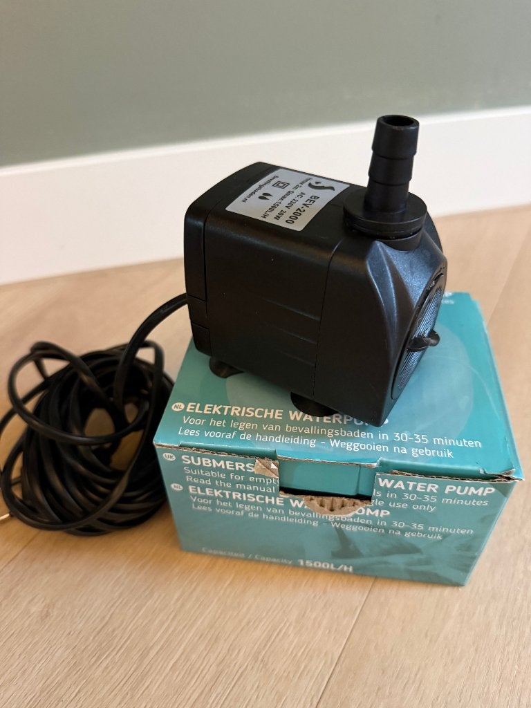 BEV-2000 elektrische waterpomp 1500L/u, Ophalen of Verzenden, Zo goed als nieuw, Elektrisch, Dompelpomp