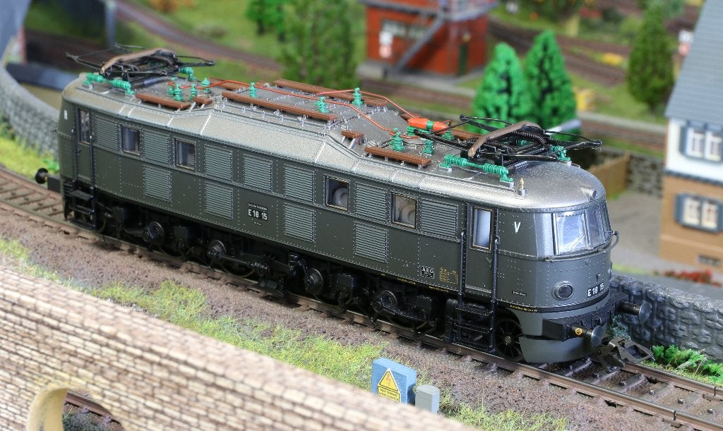 Marklin 37681 MFX 5 * Hoogvermogen LED, Wisselstroom, Locomotief, Ophalen of Verzenden, Zo goed als nieuw