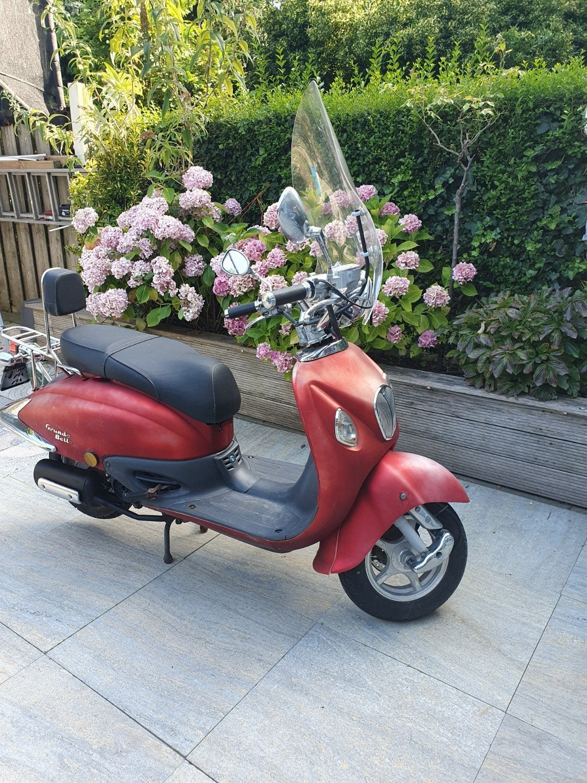 Scooter met defecte accu - lage kilometerstand 542, Fietsen en Brommers, Ophalen, Gebruikt