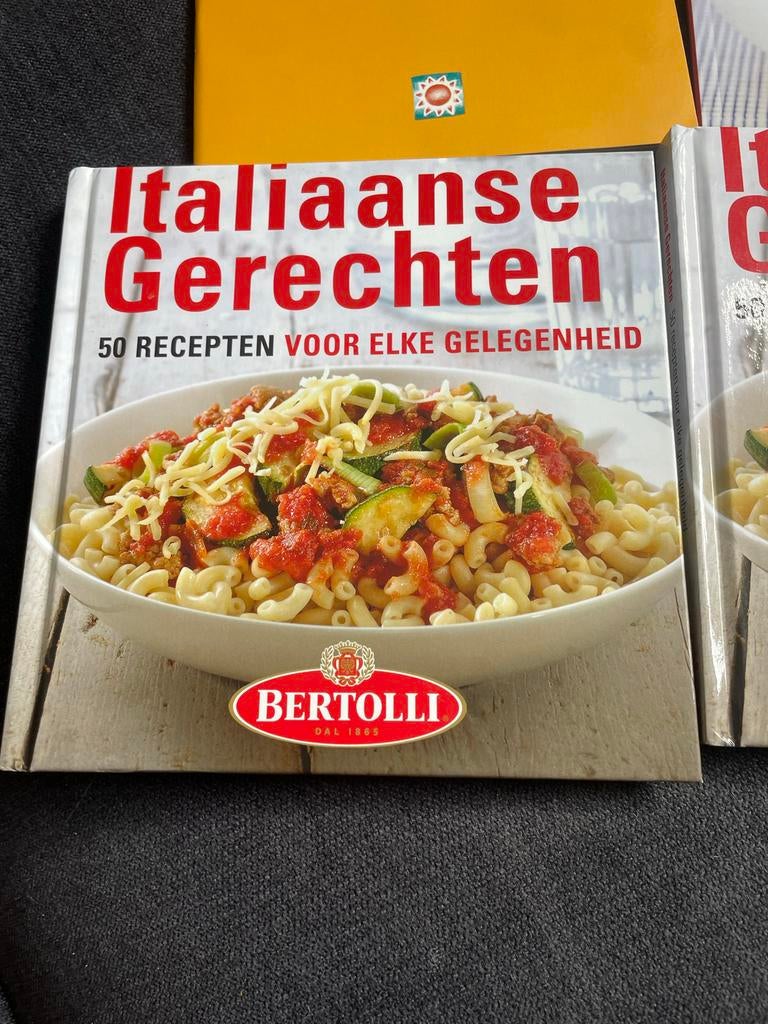 Italiaanse Gerechten: 50 Recepten voor Elke Gelegenheid, Boeken, Kookboeken, Zo goed als nieuw, Hoofdgerechten, Italië, Ophalen of Verzenden