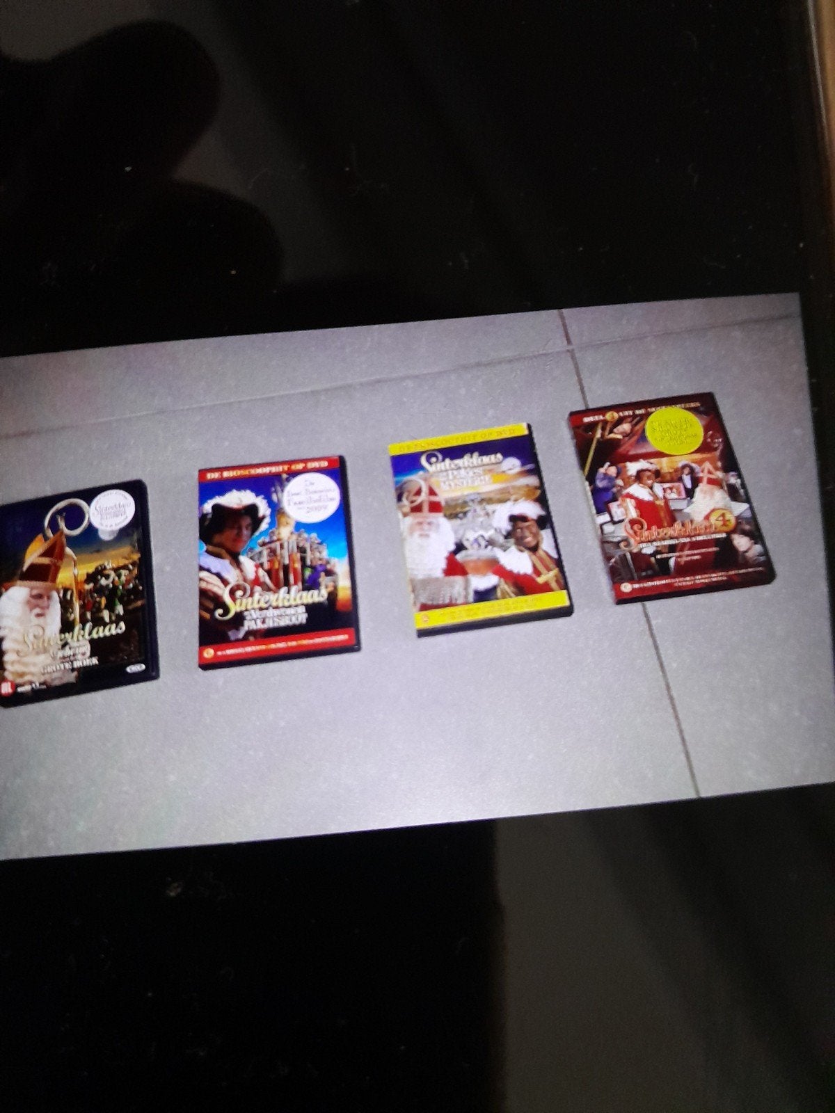 4 Sinterklaas DVD's - Diverse Films voor de Feestdagen, Diversen, Ophalen of Verzenden, Zo goed als nieuw