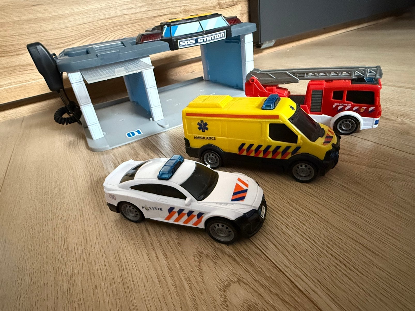 Dickie toys rescue center, Ophalen of Verzenden, Zo goed als nieuw