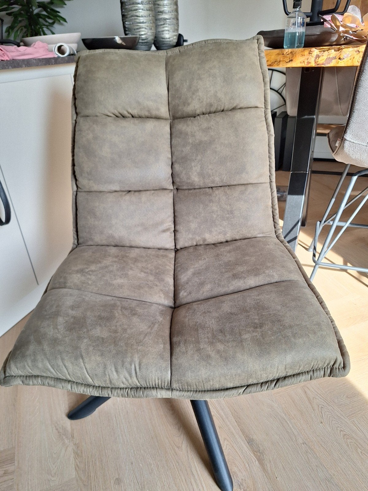 Comfortabele draaibare stoel - Zo goed als nieuw, Overige kleuren, Zo goed als nieuw, Ophalen, Modern, Comfortabel, Draaibaar