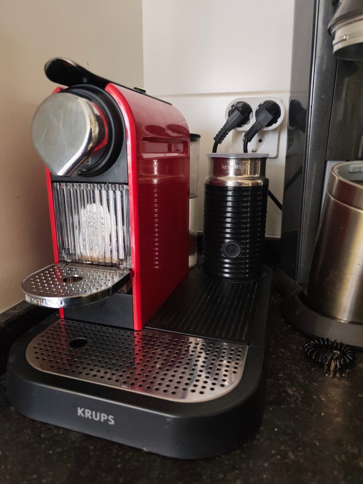 Krups CitiZ & Milk Nespresso apparaat - Zo goed als nieu, Witgoed en Apparatuur, Koffiezetapparaten, Ophalen of Verzenden, Zo goed als nieuw