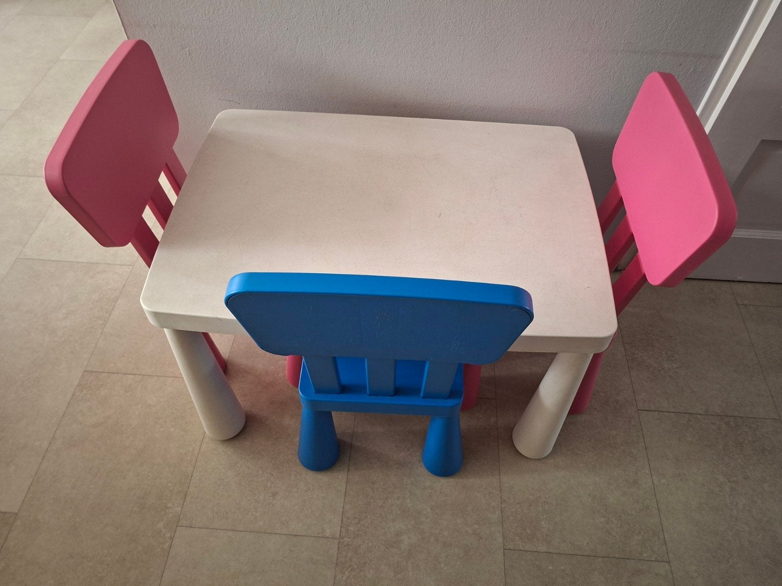 IKEA Mammut kinderstoelen en tafel, Ophalen, Gebruikt, Tafel(s) en Stoel(en)