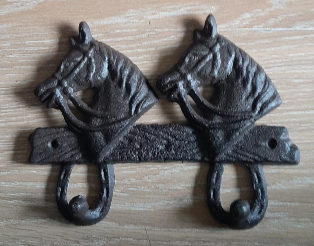 Garderobe haken met paarden hoofd, Ophalen of Verzenden, Metaal, Wandkapstok, Minder dan 100 cm