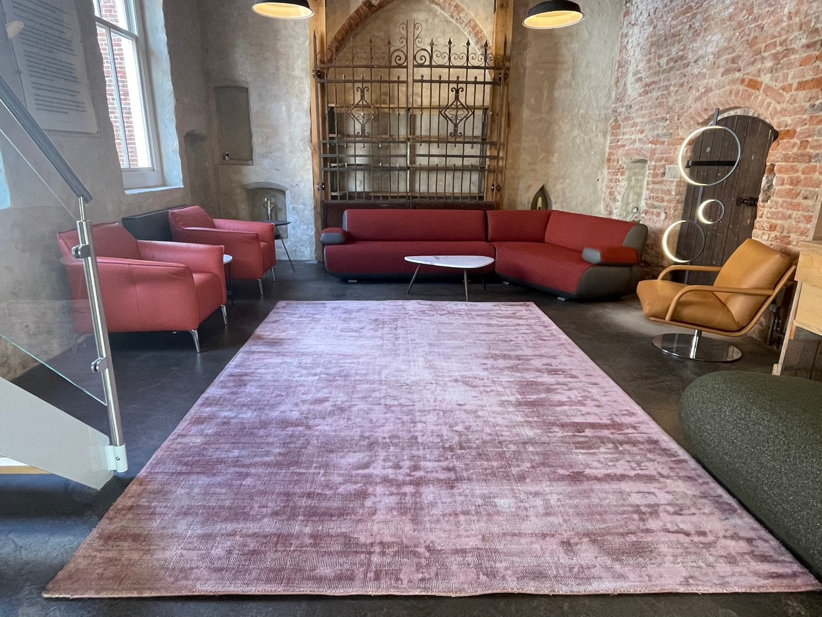 Leolux Patna tapijt Burgundy 240 x 340 als NIEUW, Ophalen, Nieuw, Rechthoekig, 200 cm of meer