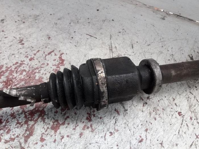 Aandrijfas rechts-voor van een Renault Clio, Gebruikt, -, Renault, -