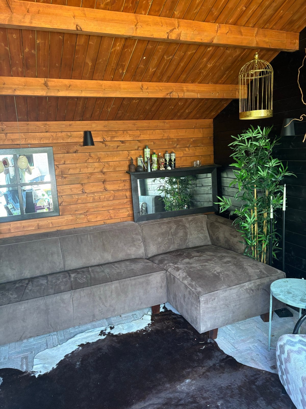 Comfortabele Hoekbank - Bruin Suède Look, Huis en Inrichting, Banken | Bankstellen, Ophalen, 250 tot 300 cm, Gebruikt, 100 tot 125 cm