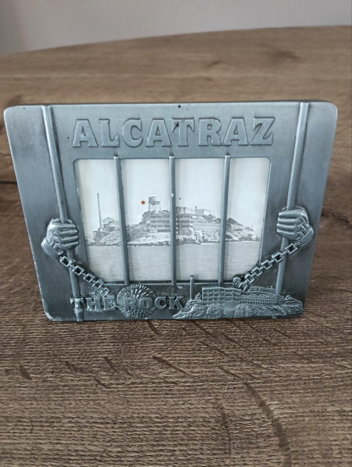 Fotolijstje van Alcatraz, Ophalen of Verzenden, Gebruikt, Metaal, Grijs